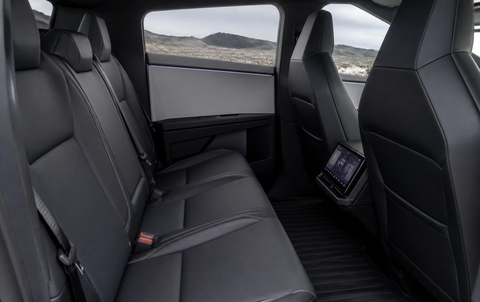 Tesla Cybertruck Interior 3