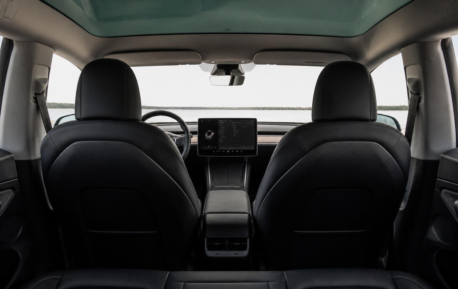 Tesla Model 3 Interior 5
